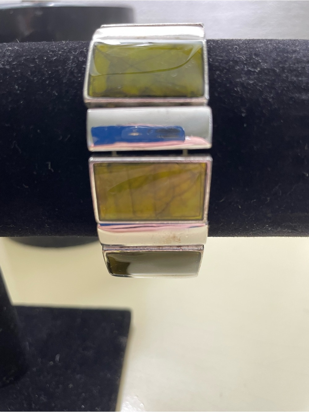 Green Stone Inlay Stretch Bracelet - Women Jewelry Bracelet